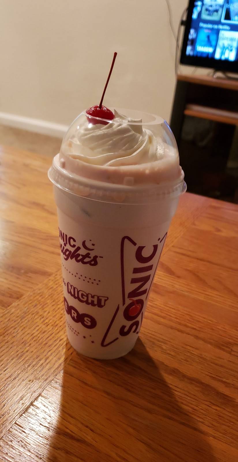 Sonic Drive-In | restaurant | 2001 W Mercury Blvd, Hampton, VA 23666, USA | 7572620985 OR +1 757-262-0985