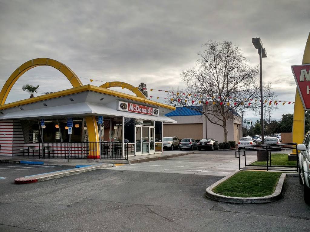McDonalds | cafe | 2434 Almaden Rd, San Jose, CA 95125, USA | 4082655567 OR +1 408-265-5567