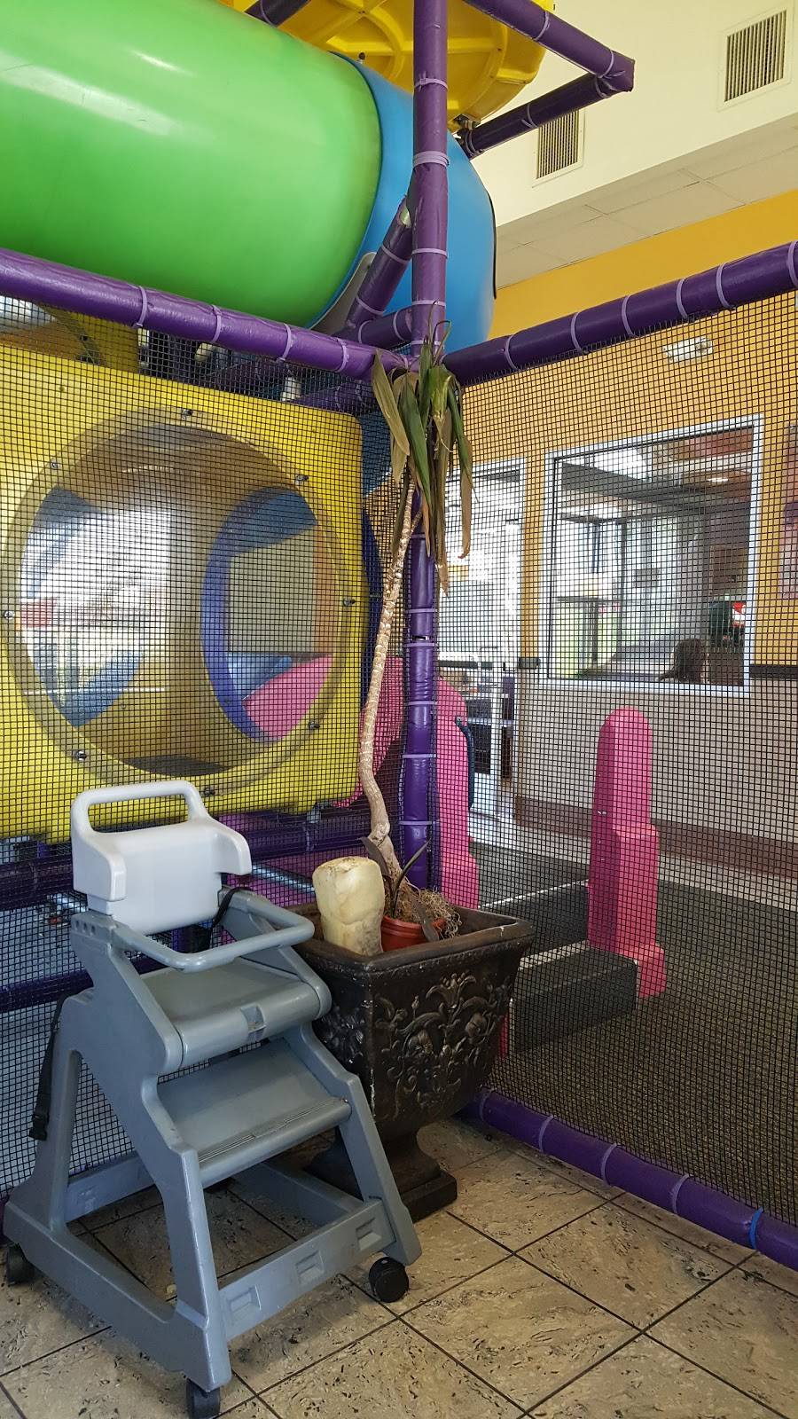 McDonalds | cafe | 8701 Base Line Rd, Rancho Cucamonga, CA 91730, USA | 9099800260 OR +1 909-980-0260