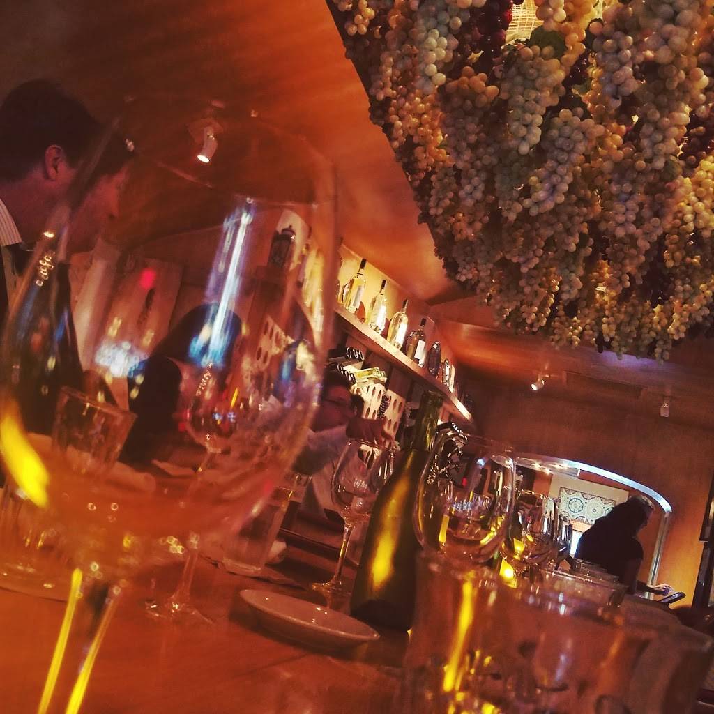 Wild Olive Restaurant | restaurant | 2867 Maybank Hwy, Johns Island, SC 29455, USA | 8437374177 OR +1 843-737-4177