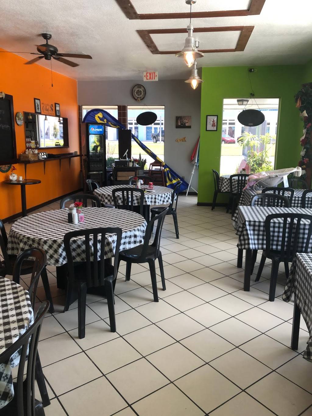 The Mad Batter Cafe & Eatery | restaurant | 218 Riverside Dr STE A, Daytona Beach, FL 32117, USA | 3862651966 OR +1 386-265-1966