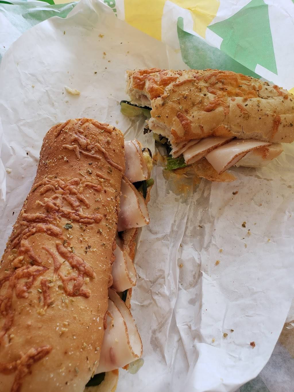 Subway Restaurants | restaurant | 1500 South A.W. Grimes Boulevard, Round Rock, TX 78664, USA | 5122389995 OR +1 512-238-9995