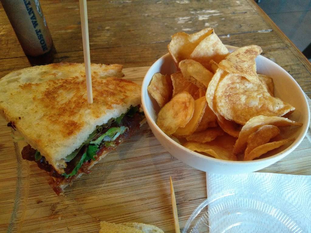 The Carving Board Hollywood | meal takeaway | 7300 Sunset Boulevard i, Los Angeles, CA 90046, USA | 3238454550 OR +1 323-845-4550