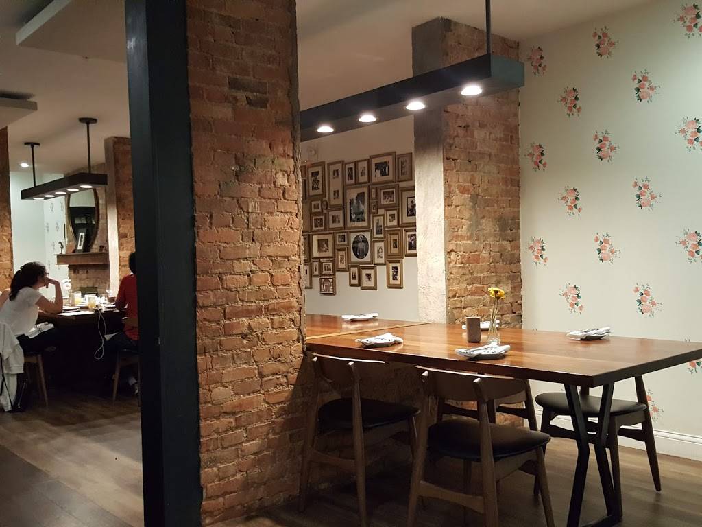 Ambrose and Eve | restaurant | 716 S High St, Columbus, OH 43206, USA | 6147252080 OR +1 614-725-2080