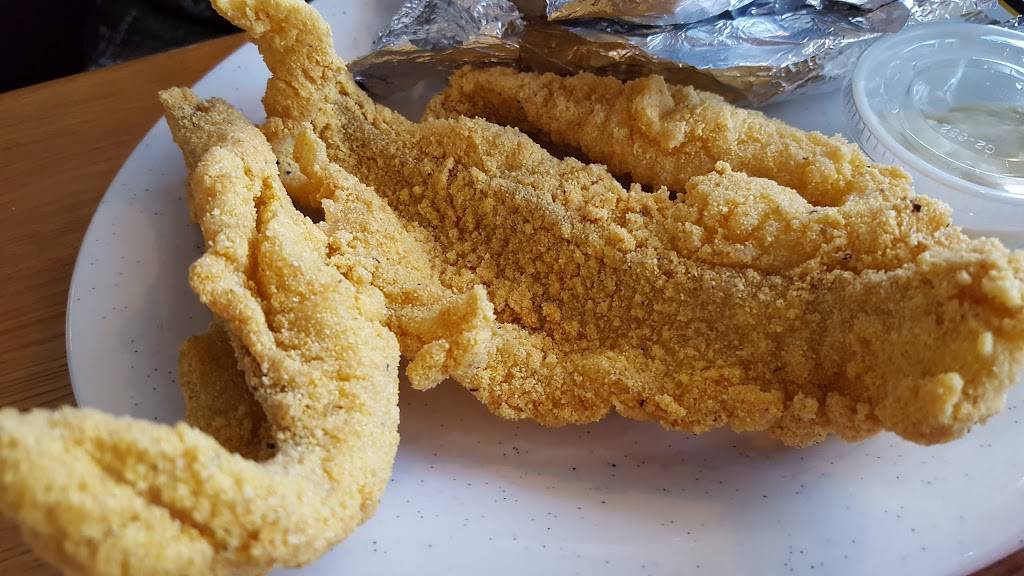 Park-Et Fine Foods | restaurant | 211 S Kingshighway St, Perryville, MO 63775, USA | 5735474147 OR +1 573-547-4147