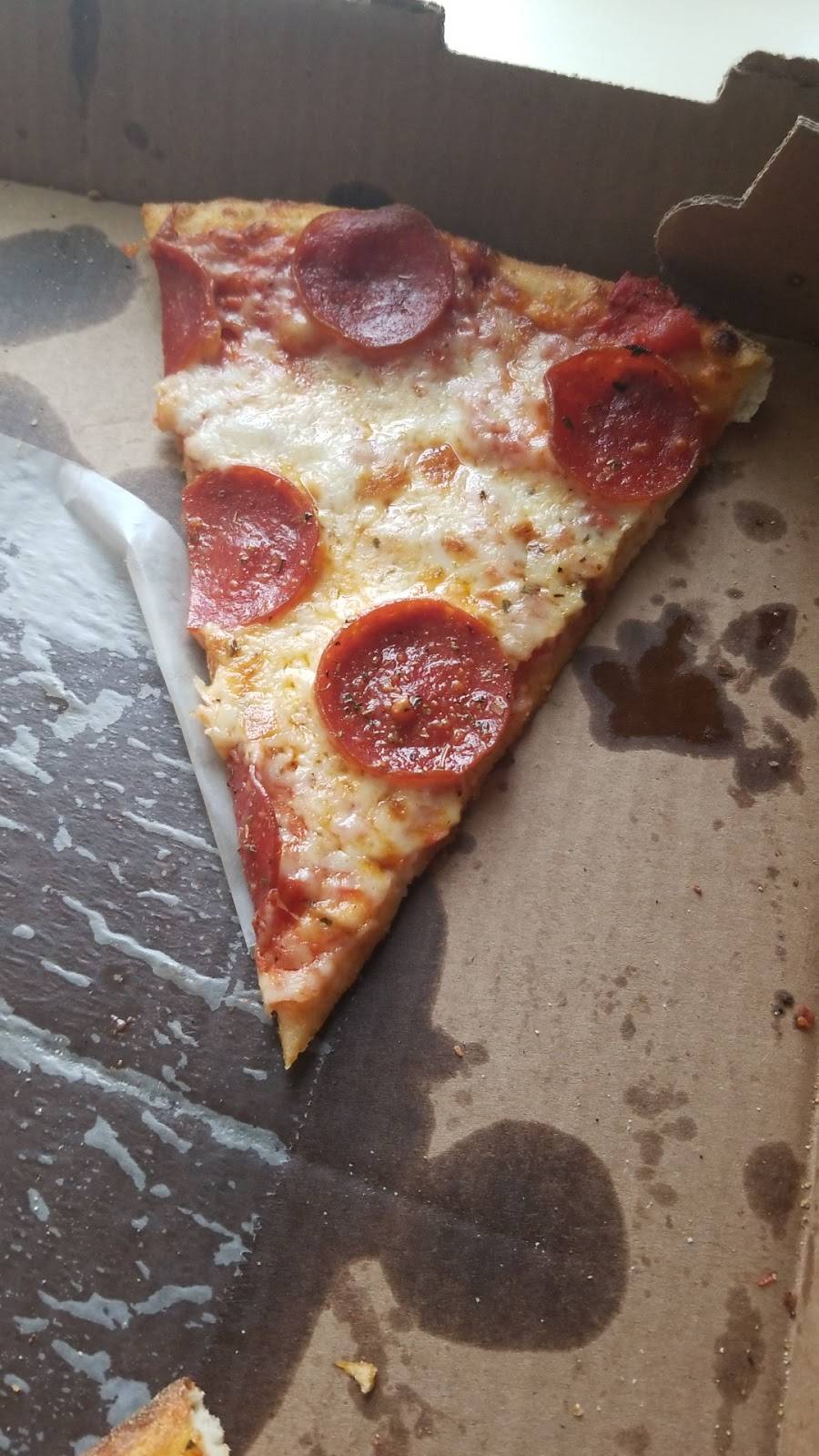 Scorpios Pizzaria & Sports Pub | restaurant | 180 Main St, Lancaster, NH 03584, USA | 6037883660 OR +1 603-788-3660