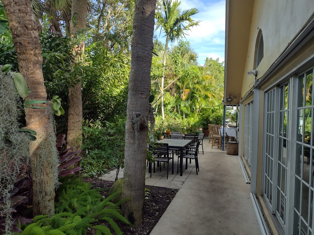 Palm Trail Grill | restaurant | 800 Palm Trail, Delray Beach, FL 33483, USA | 5618655235 OR +1 561-865-5235