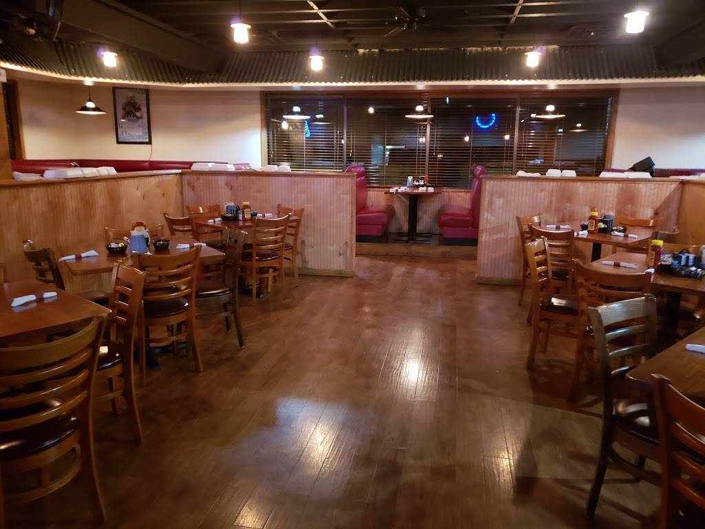 Berrys Pancake House | restaurant | 2050 Park Rd, Connersville, IN 47331, USA | 7656920245 OR +1 765-692-0245