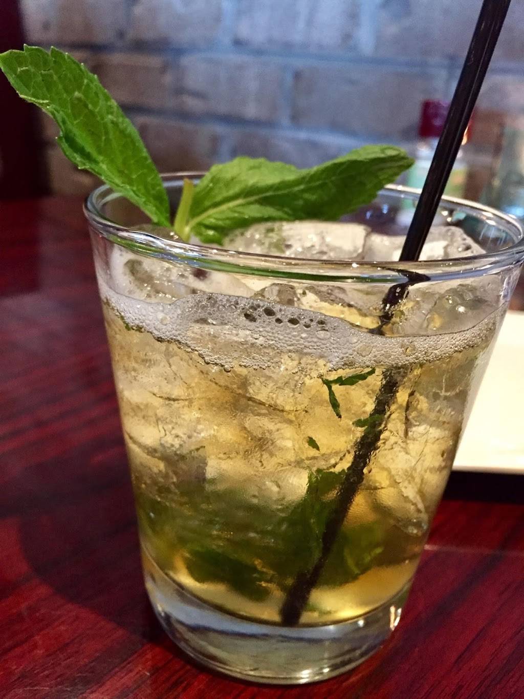 Latitude Seafood Co. Midlothian | restaurant | 15532 WC Commons Way, Midlothian, VA 23113, USA | 8043798100 OR +1 804-379-8100