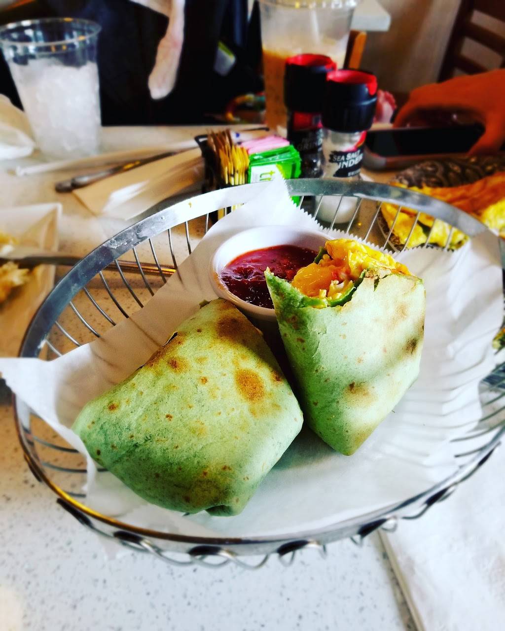 Tasty Beach Cafe | restaurant | 4041 Royal Palm Ave, Miami Beach, FL 33140, USA | 3056735483 OR +1 305-673-5483