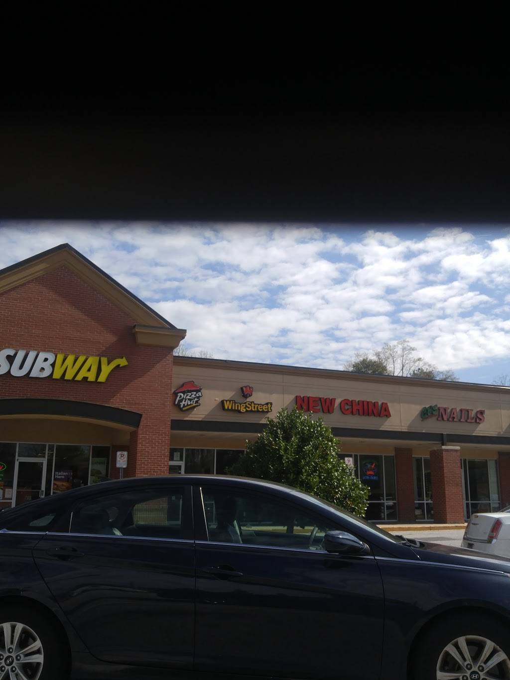 Pizza Hut | meal takeaway | 930 New Hope Rd #103, Lawrenceville, GA 30045, USA | 7702375788 OR +1 770-237-5788