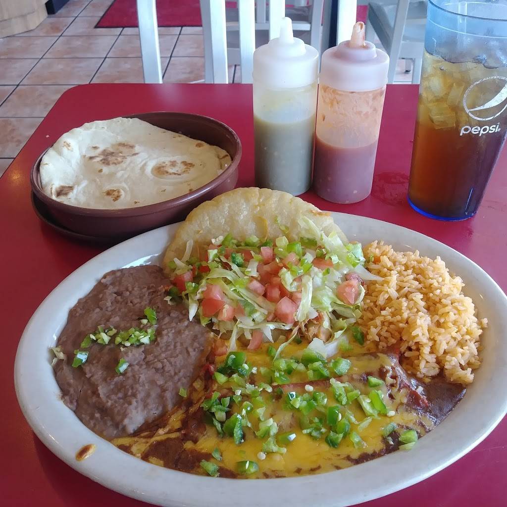 Molino Rojo Cafe | restaurant | 13032 Nacogdoches Rd # 210, San Antonio, TX 78217, USA | 2106503366 OR +1 210-650-3366