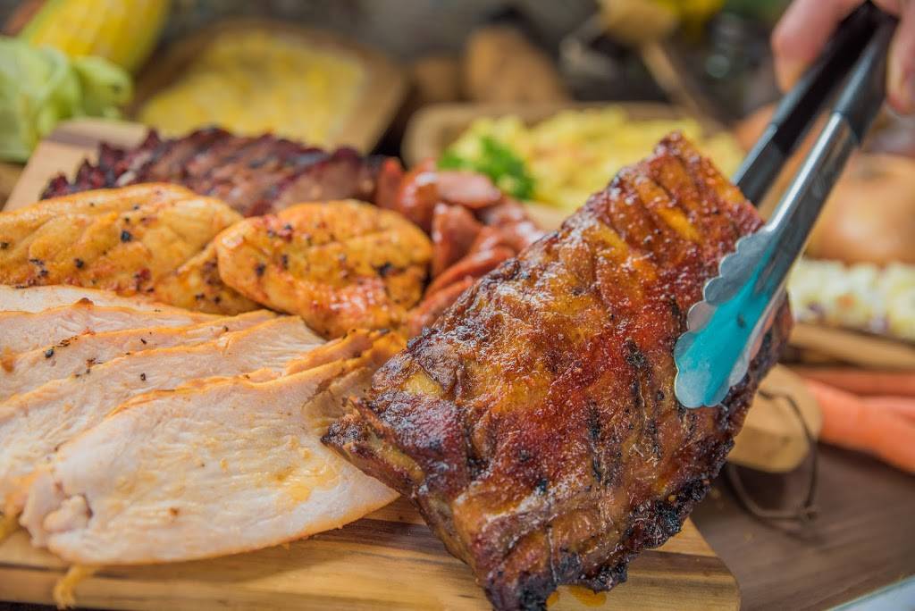 Bar-B-Cutie SmokeHouse | restaurant | 5603 Presidio Parkway, San Antonio, TX 78249, USA | 2102011201 OR +1 210-201-1201