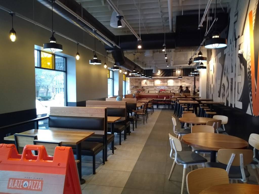 Blaze Pizza | meal takeaway | 2907 N Oakland Ave, Milwaukee, WI 53211, USA | 4145091440 OR +1 414-509-1440