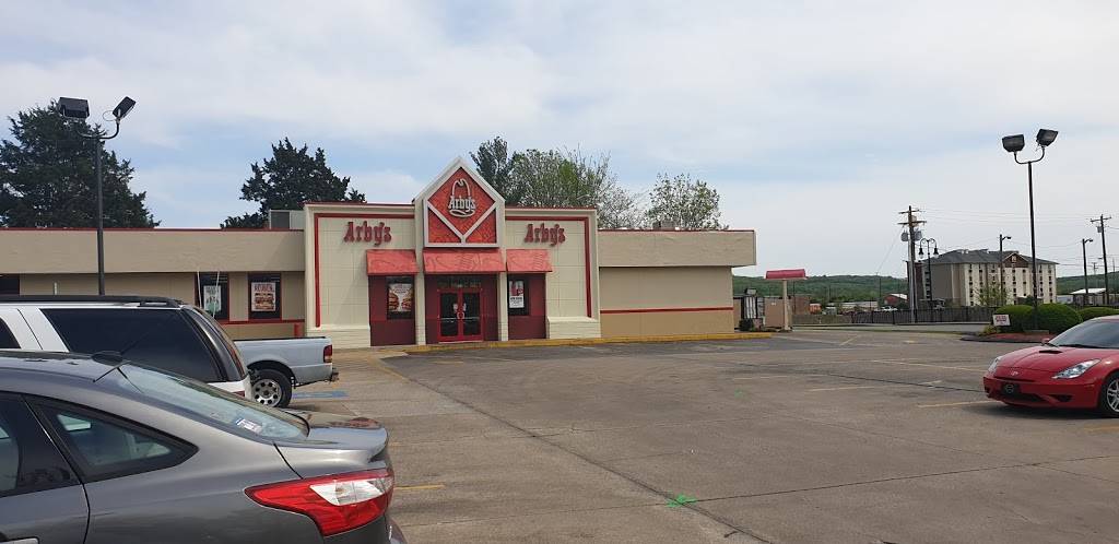 Arbys | restaurant | 813 S Cumberland St, Lebanon, TN 37087, USA | 6154490077 OR +1 615-449-0077