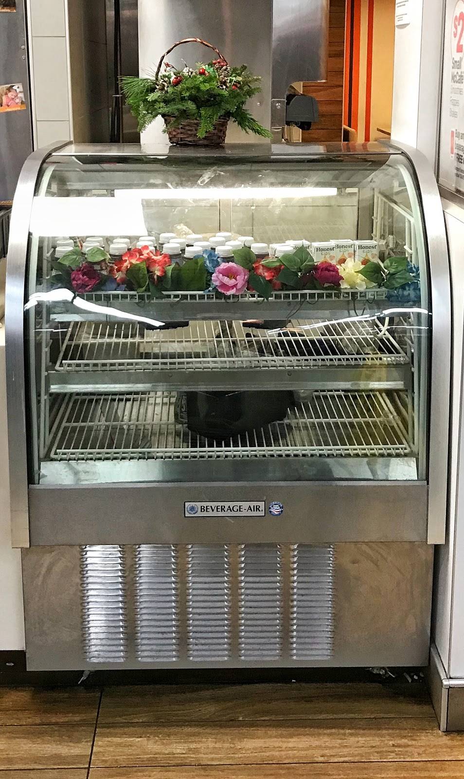 McDonalds | cafe | 82491 Ave 42, Indio, CA 92203, USA | 7603471301 OR +1 760-347-1301