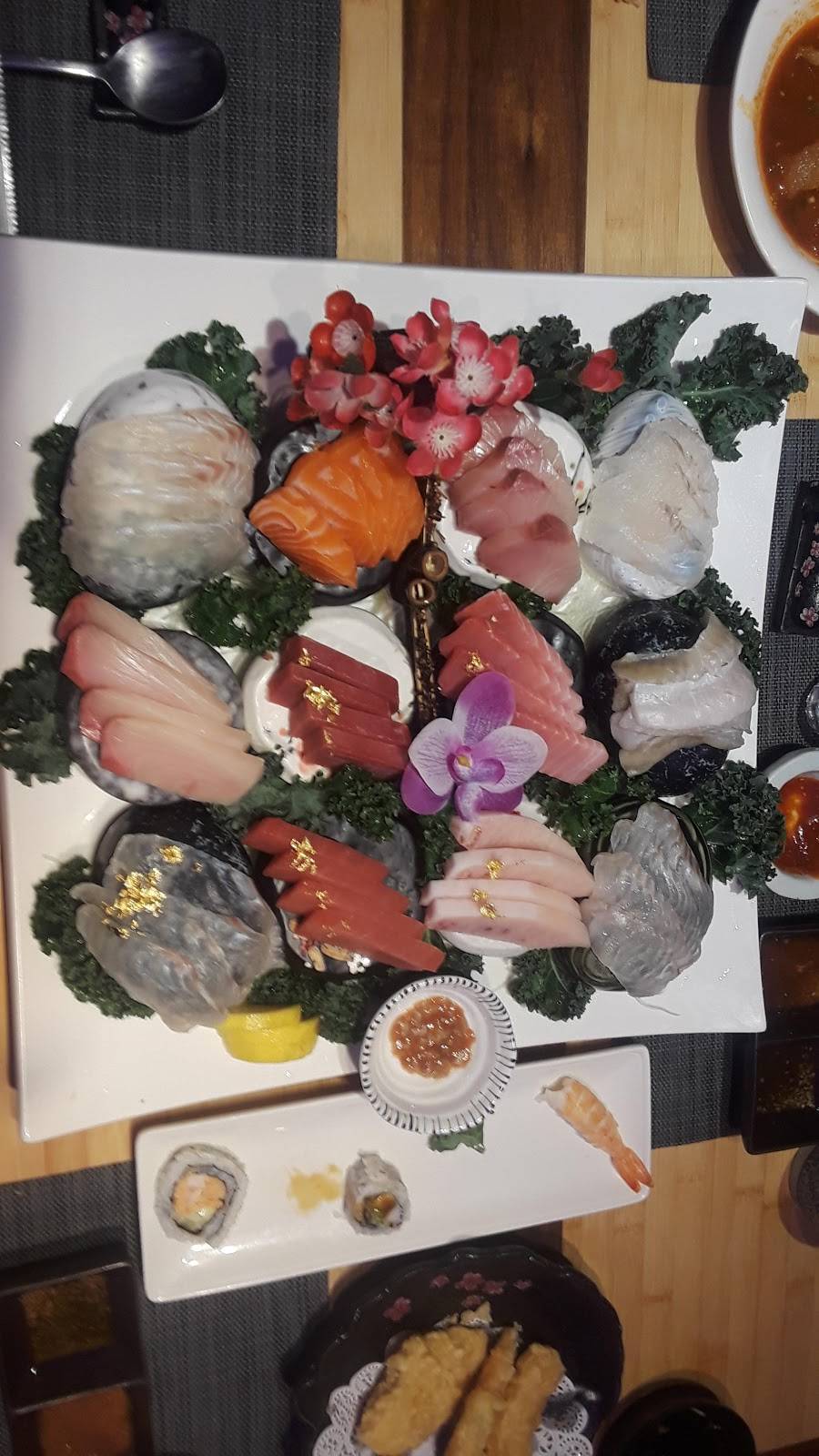 동원 회 참치 | restaurant | 41-19 162nd St, Flushing, NY 11358, USA | 7189611761 OR +1 718-961-1761