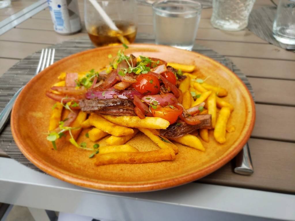 Artisan Beach House Restaurant & Sunset Lounge | night club | 10295 Collins Ave, Bal Harbour, FL 33154, USA | 3054555460 OR +1 305-455-5460