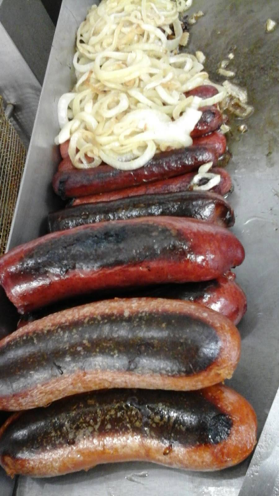 Daniels Soul Food Den | restaurant | 410 W McNichols Rd, Highland Park, MI 48203, USA | 3133772037 OR +1 313-377-2037