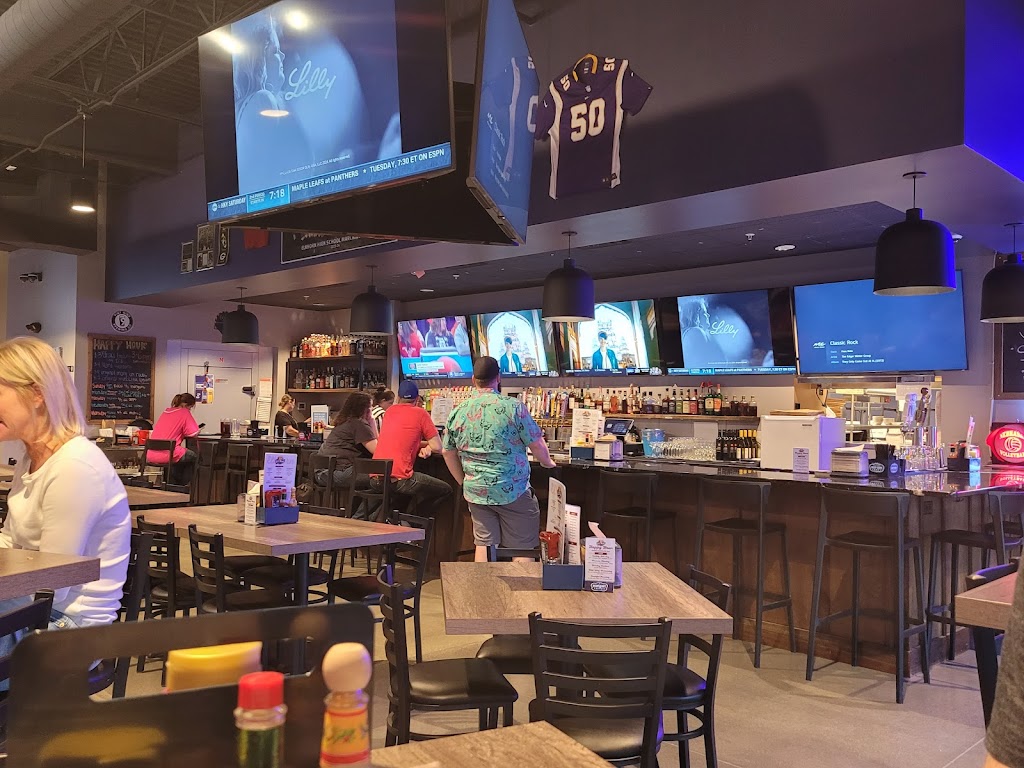 Frosty Mug Sports Bar | restaurant | 2611 N 204th St #101, Elkhorn, NE 68022, USA | 5317720145 OR +1 531-772-0145