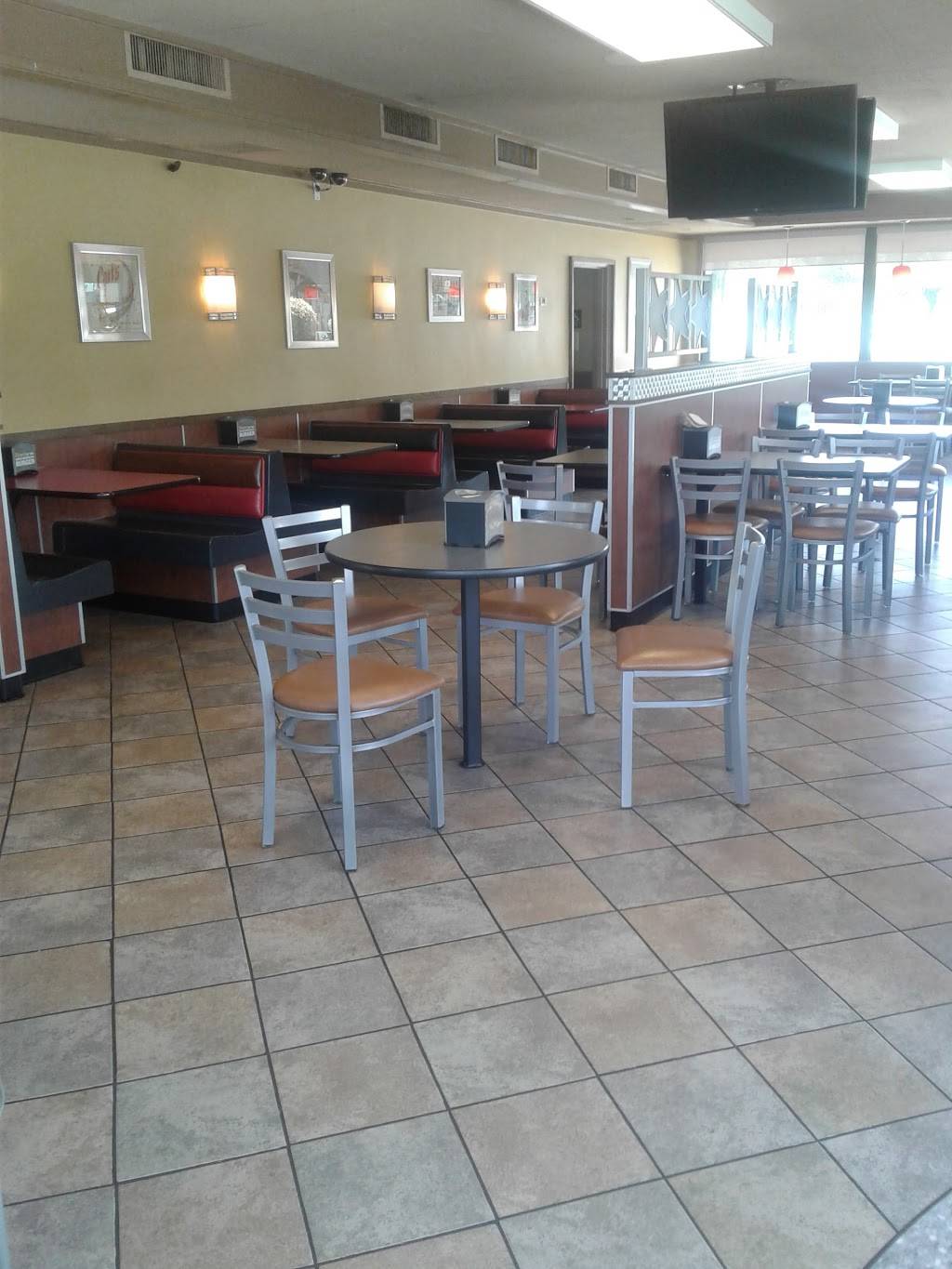 Carls Jr. | restaurant | 1137 Regal Rd, Encinitas, CA 92024, USA | 7604368660 OR +1 760-436-8660