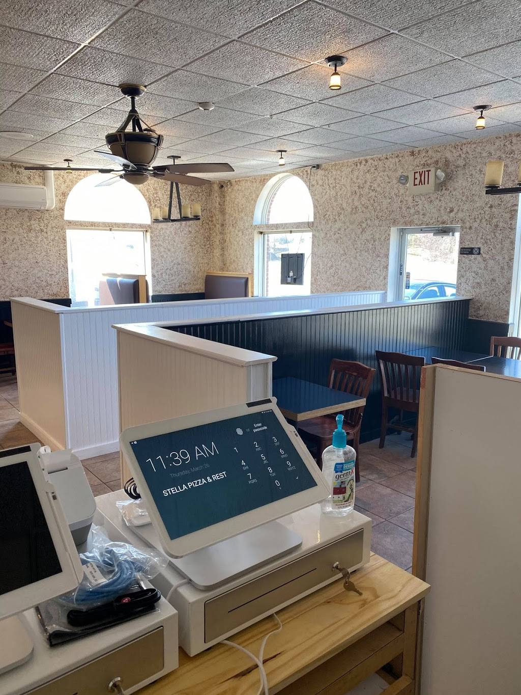 Stellas Pizza and Italian Restaurant | restaurant | 620 Silas Deane Hwy, Wethersfield, CT 06109, USA | 8605131568 OR +1 860-513-1568