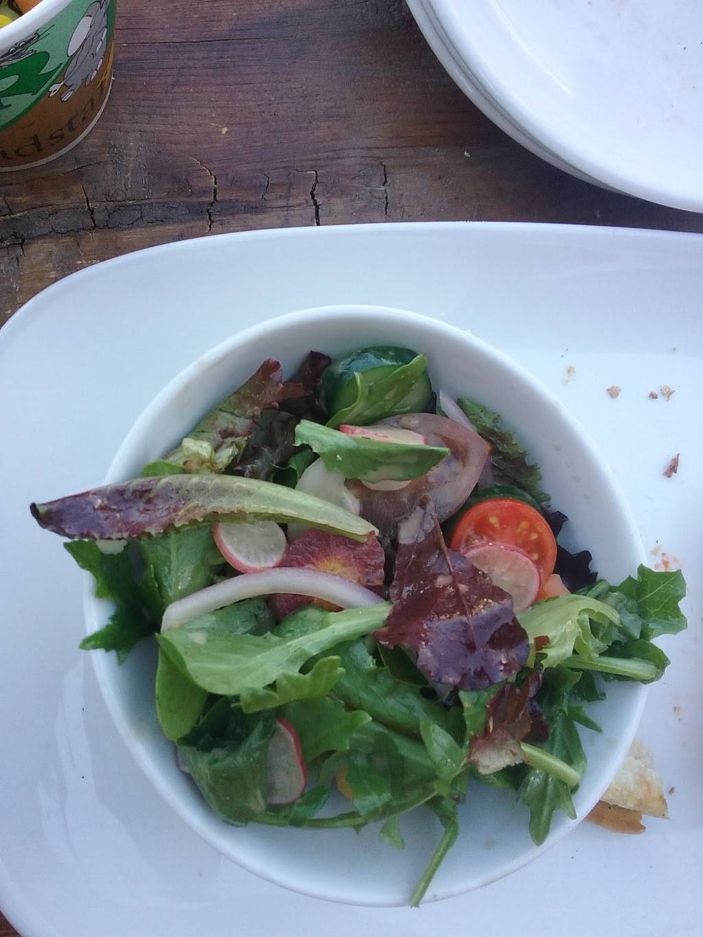 Lucky Pie Pizza & Taphouse | restaurant | 637 Front St, Louisville, CO 80027, USA | 3036665743 OR +1 303-666-5743