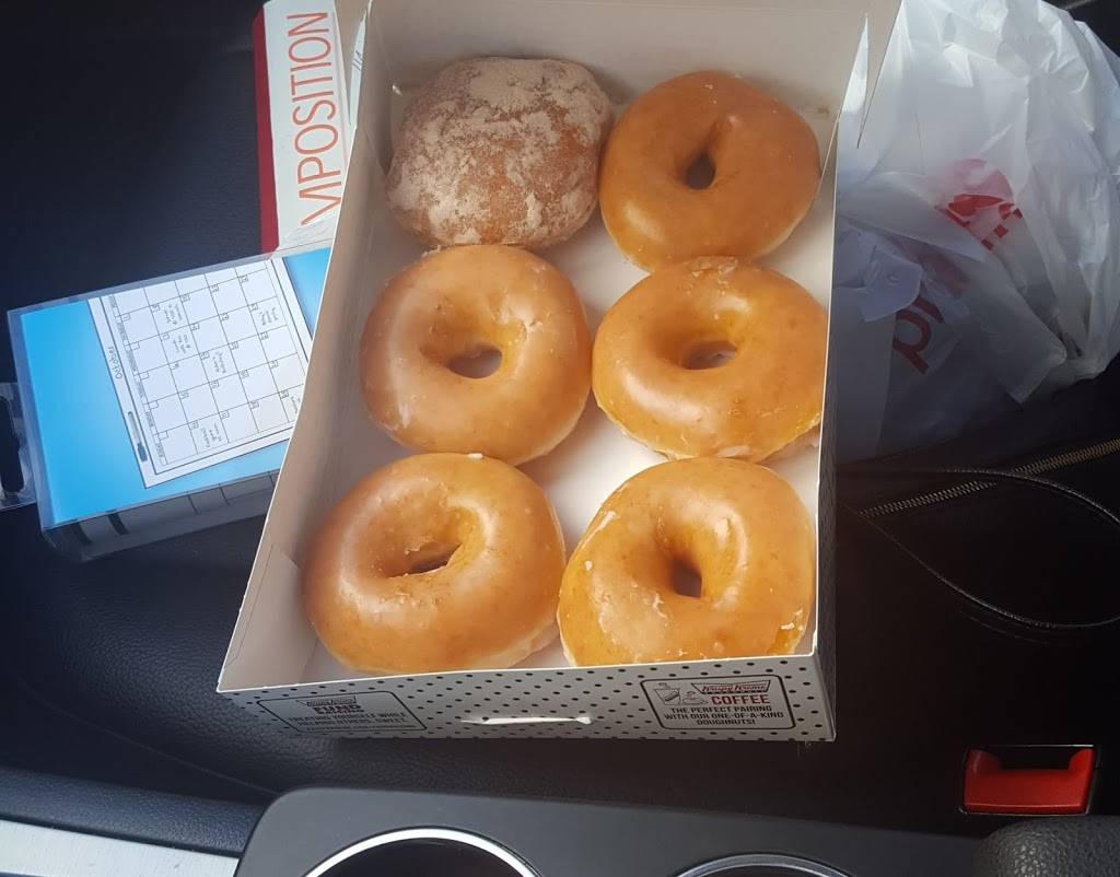 Krispy Kreme | bakery | 511 Moosic St, Scranton, PA 18505, USA | 5703434608 OR +1 570-343-4608