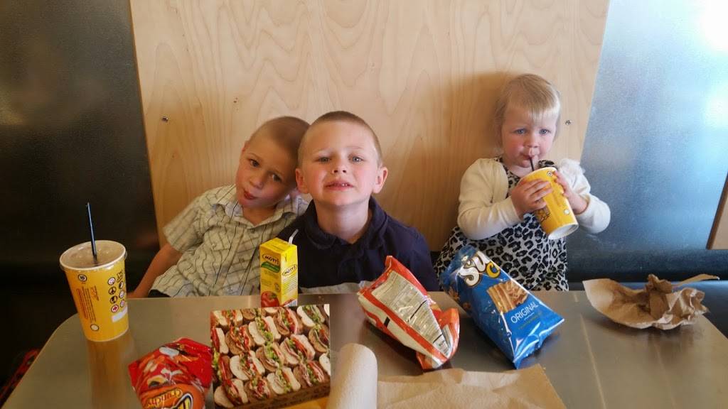 Chipotle Mexican Grill | restaurant | 8100 W Crestline Ave Unit A1, Denver, CO 80123, USA | 3035011101 OR +1 303-501-1101