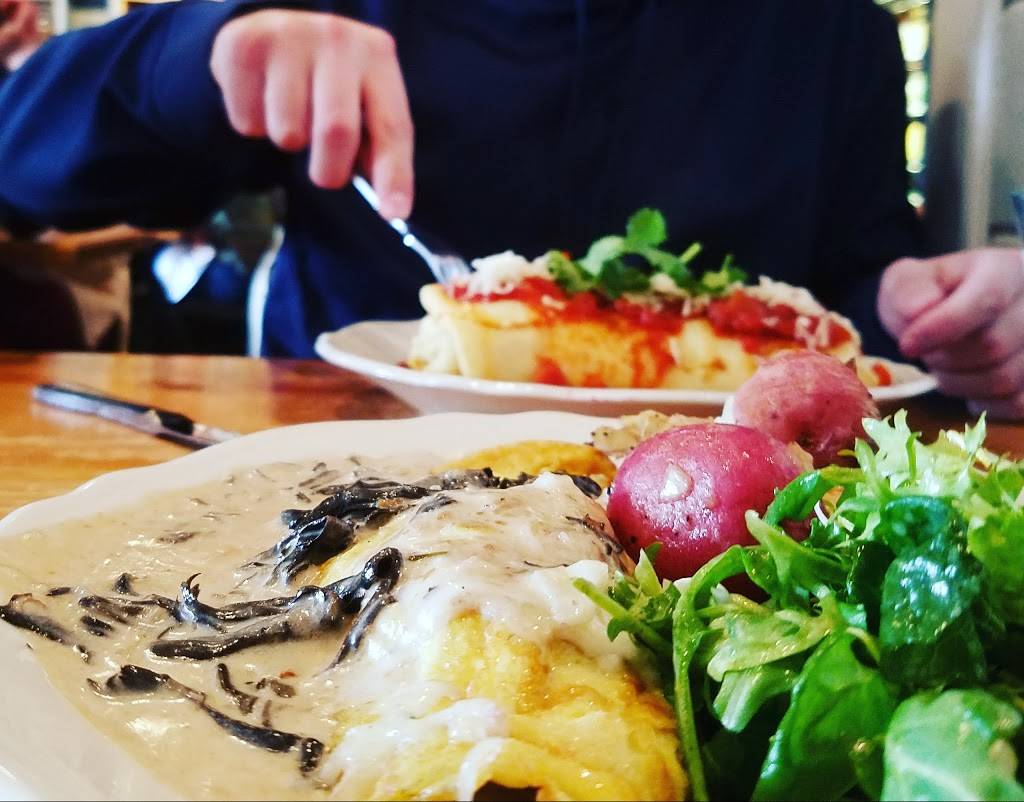 Story Hill BKC | restaurant | 5100 W Bluemound Rd, Milwaukee, WI 53208, USA | 4145394424 OR +1 414-539-4424