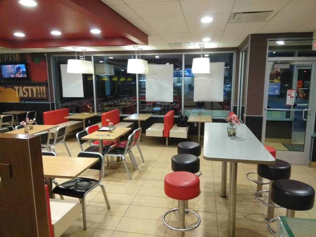 McDonalds | cafe | 2197 W Northwest Hwy, Dallas, TX 75220, USA | 9725561398 OR +1 972-556-1398