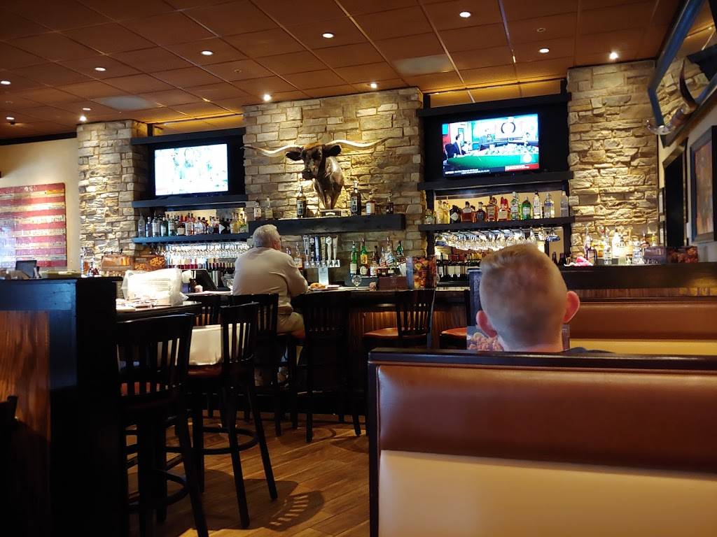 LongHorn Steakhouse | meal takeaway | 2040 Crossings Blvd Drive, Spring Hill, TN 37174, USA | 9314860368 OR +1 931-486-0368