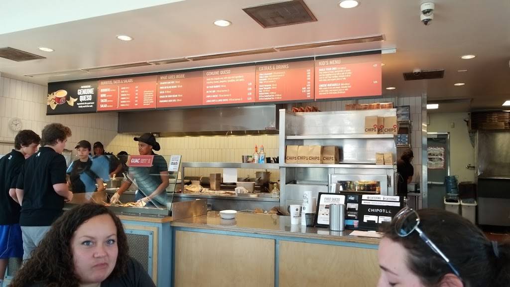 Chipotle Mexican Grill | restaurant | 1255 S Kirkwood Rd, Kirkwood, MO 63122, USA | 3142380300 OR +1 314-238-0300