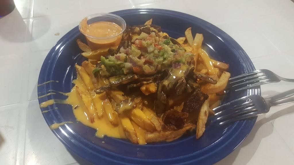 Ritos Pyramid | restaurant | Mar del Norte 106, Zona Centro, 22700 Rosarito, B.C., Mexico | 016644189090 OR +52 664 418 9090