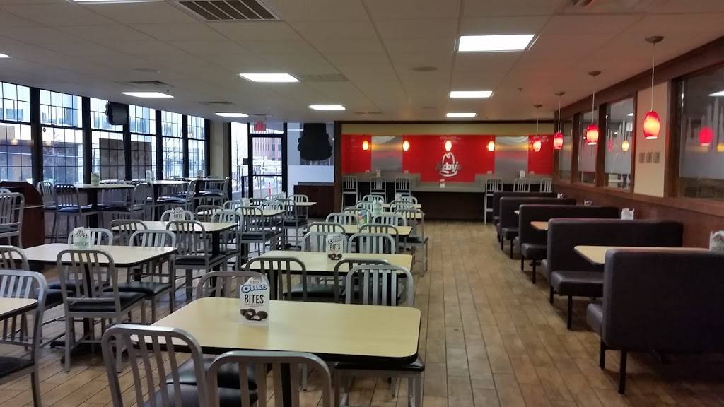 Arbys | restaurant | 201 W 5th St Ste 100, Tulsa, OK 74103, USA | 9185990830 OR +1 918-599-0830