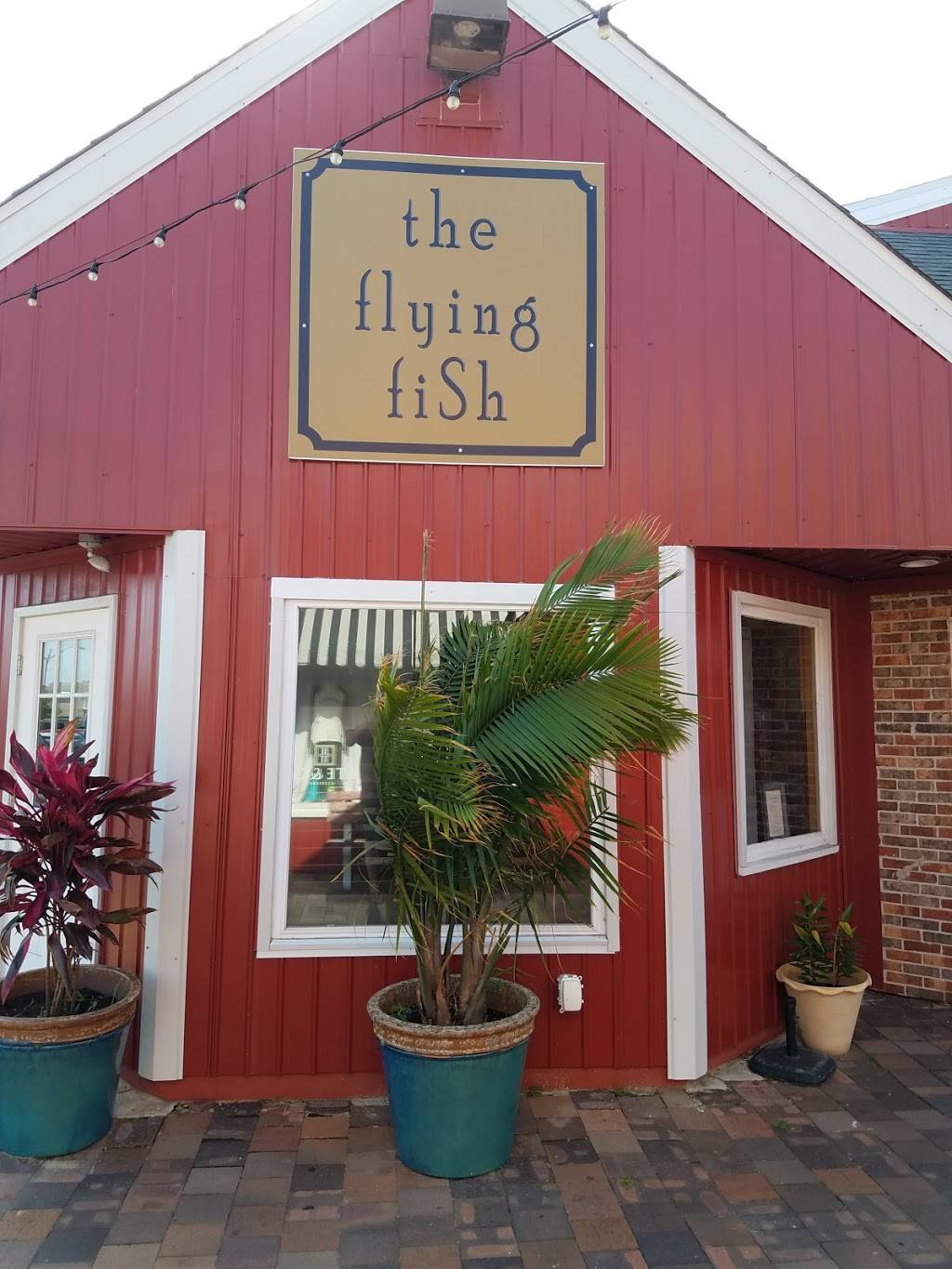 Flying Fish Cafe and Sushi Bar | restaurant | 300 Coastal Hwy, Fenwick Island, DE 19944, USA | 3025810217 OR +1 302-581-0217