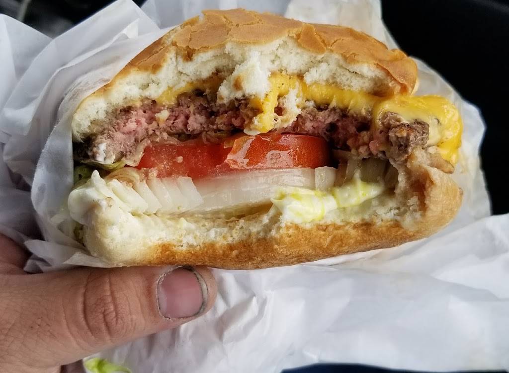 Daves Giant Hamburger | restaurant | 1055 N Texas St, Fairfield, CA 94533, USA | 7074251818 OR +1 707-425-1818