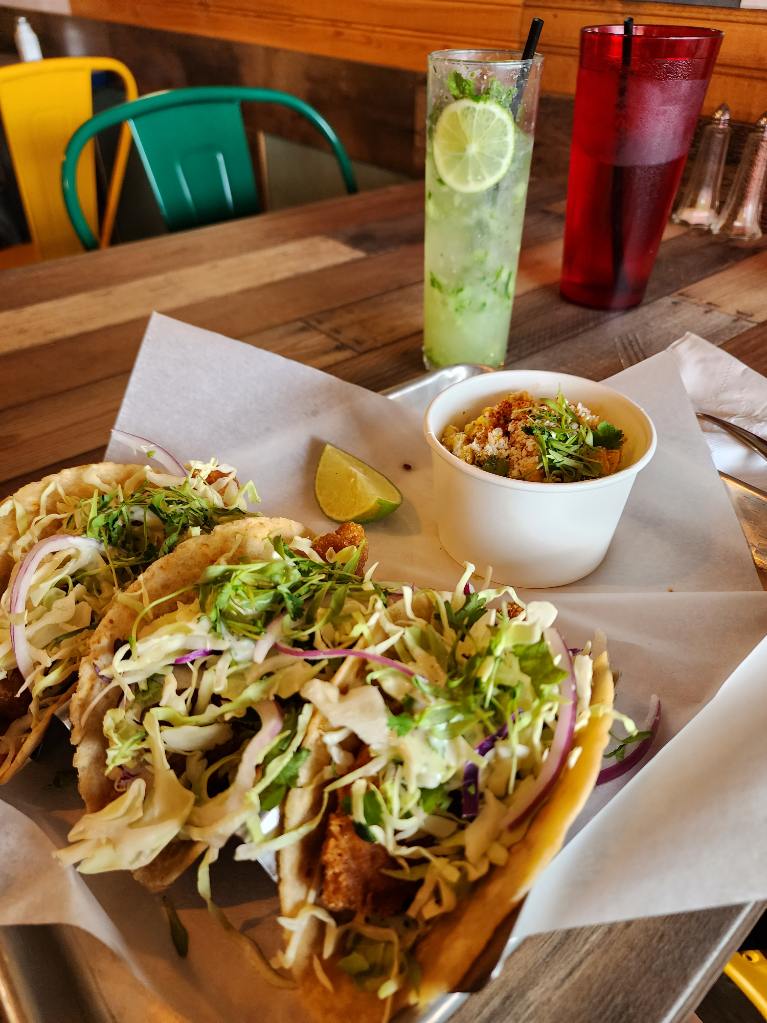 Freckles Kitchen & Tavern | restaurant | 1839 Mentone Blvd, Mentone, CA 92359, USA | 9098101221 OR +1 909-810-1221