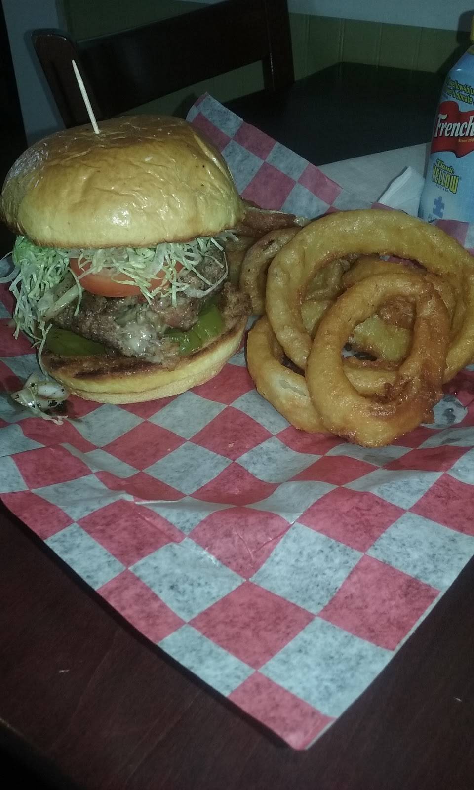 Vitos Lovingston | restaurant | 8181 Thomas Nelson Hwy, Lovingston, VA 22949, USA | 4342638688 OR +1 434-263-8688