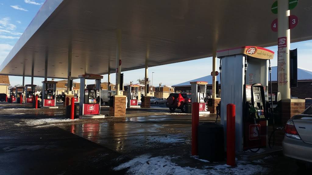 Speedy Cafe / Speedway | bakery | 1120 W Irving Park Rd, Bensenville, IL 60106, USA | 6306167611 OR +1 630-616-7611