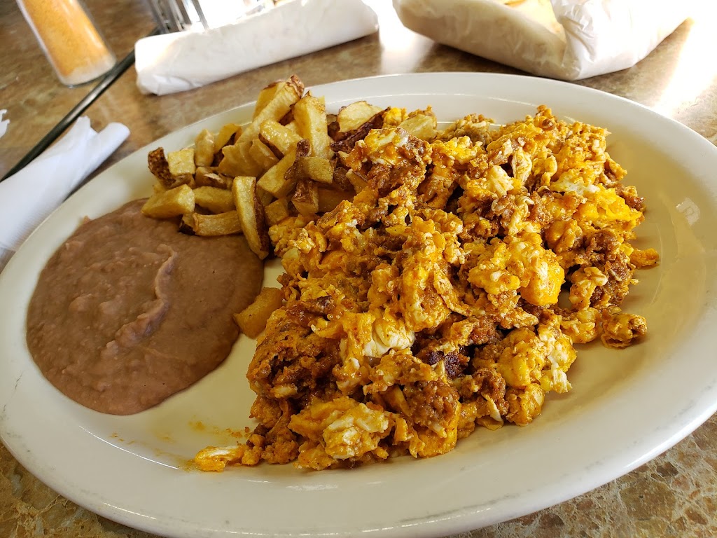 El Vaquero | restaurant | 2200 SE 3rd Ave, Amarillo, TX 79104, USA | 8063766585 OR +1 806-376-6585