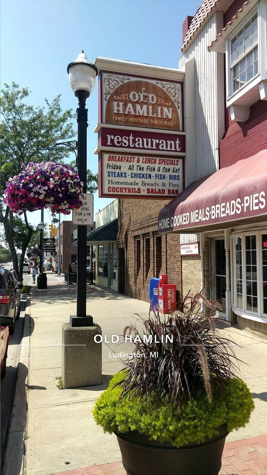 Old Hamlin Restaurant | restaurant | 122 W Ludington Ave, Ludington, MI 49431, USA | 2318434251 OR +1 231-843-4251