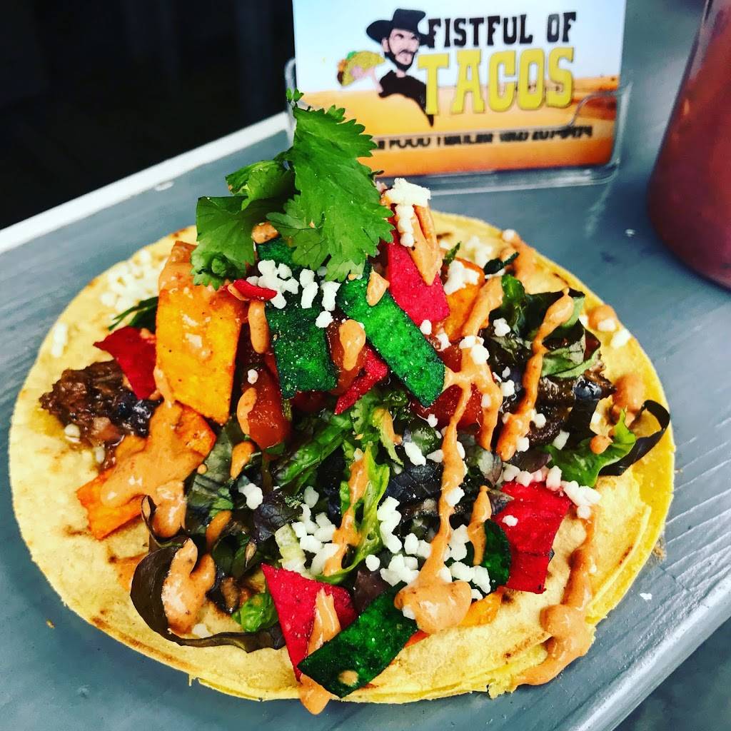 Fistful of Tacos | restaurant | 2708 Paoli Pike, New Albany, IN 47150, USA | 8125570226 OR +1 812-557-0226