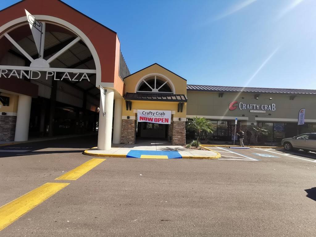 Crafty Crab | restaurant | 14391 N Dale Mabry Hwy, Tampa, FL 33618, USA | 8135336033 OR +1 813-533-6033
