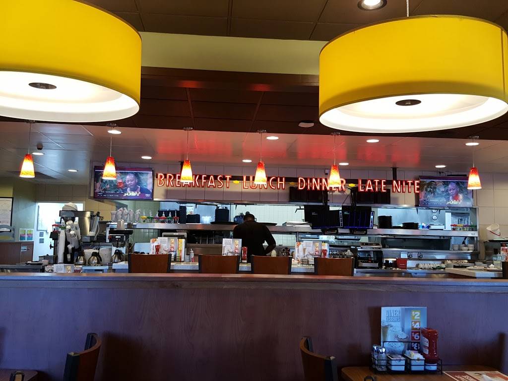 Dennys | restaurant | 2975 Crain Hwy, Waldorf, MD 20601, USA | 3018438280 OR +1 301-843-8280