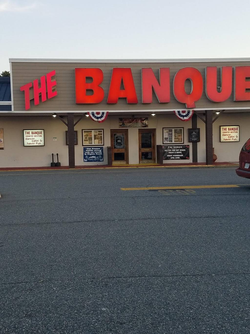 The Banque Country Western | night club | 1849 E Little Creek Rd, Norfolk, VA 23518, USA | 7574803600 OR +1 757-480-3600