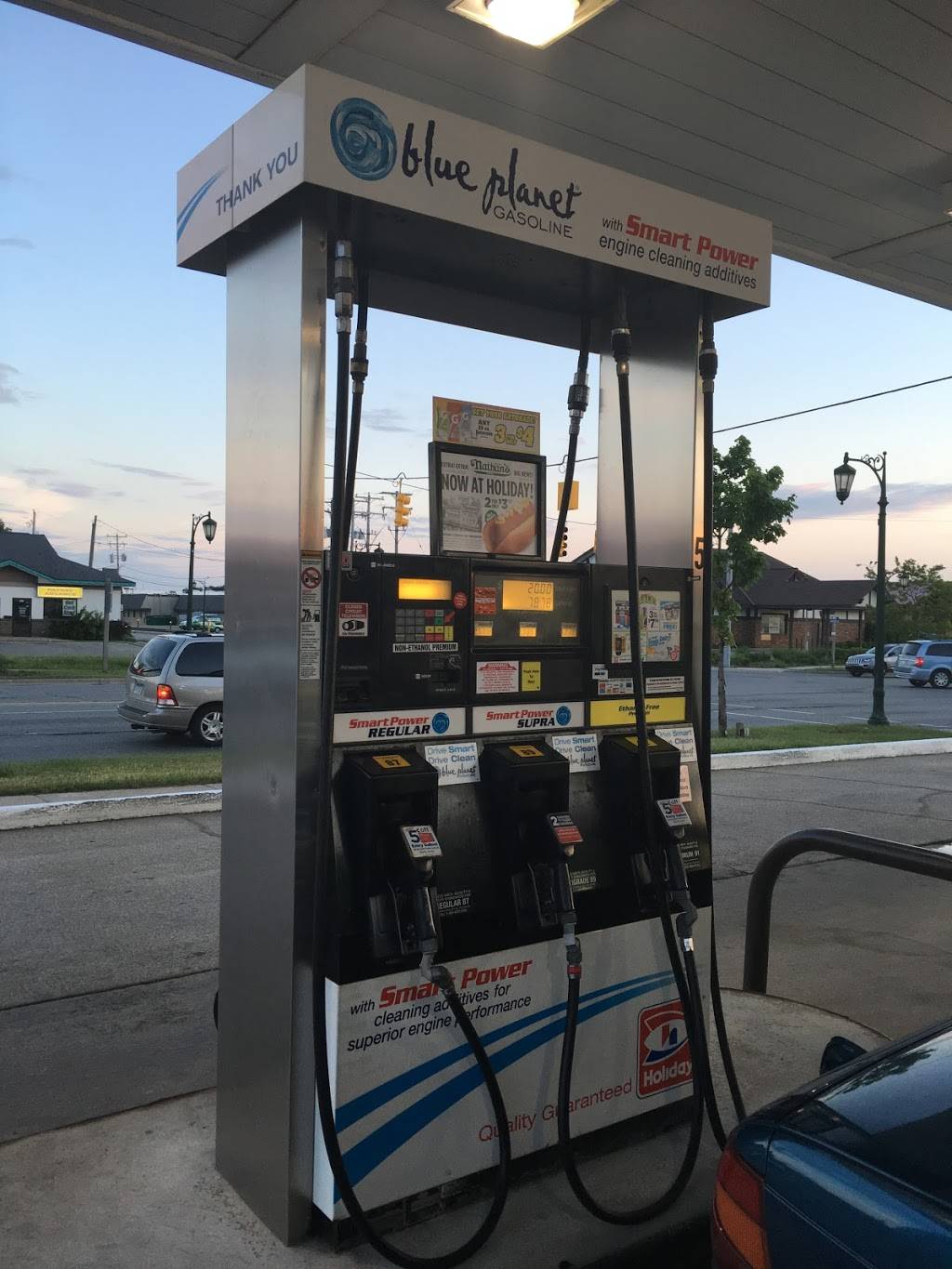 Holiday Stationstores | cafe | 620 W Main St, Gaylord, MI 49735, USA | 9897327609 OR +1 989-732-7609