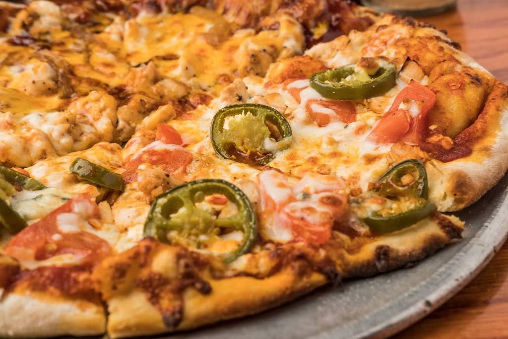 Zs Brick Oven Pizza | restaurant | 2730 N College Ave, Fayetteville, AR 72703, USA | 4799354299 OR +1 479-935-4299