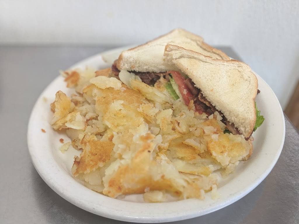 The Local | restaurant | 2303 Jacksboro Pike, LaFollette, TN 37766, USA | 4233773330 OR +1 423-377-3330