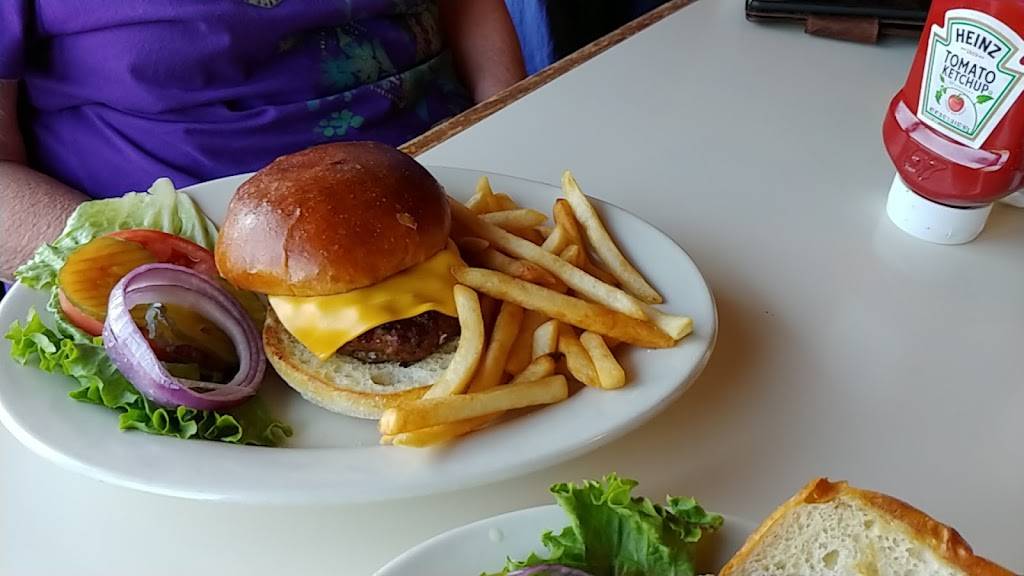 Big Muddys | restaurant | 710 N Front St #1, Burlington, IA 52601, USA | 3197531699 OR +1 319-753-1699